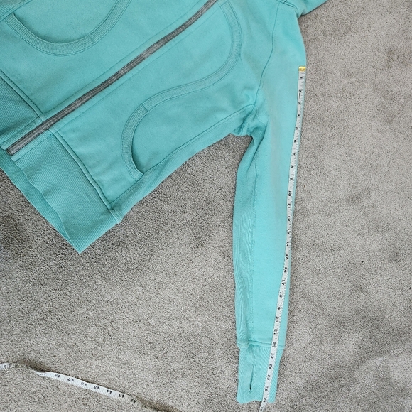 Lululemon Scuba Hoodie Hooded Sweatshirt Tiel Size 8 Fits Medium Cozy Comfy - Picture 9 of 12